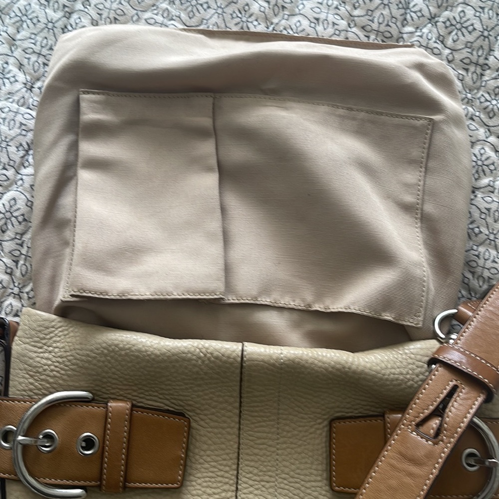 COACH crossbody/shoulder bag - Picture 5 of 9